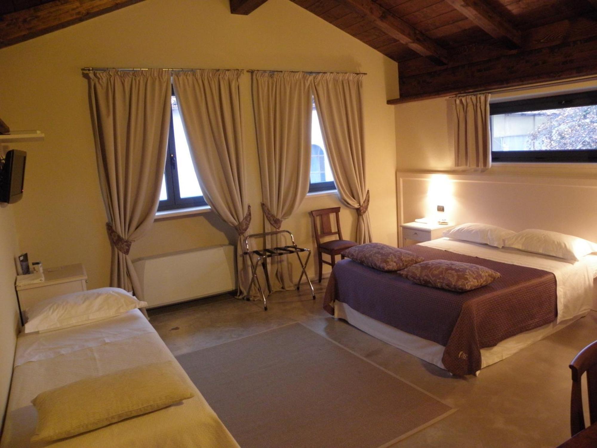 Albergo Della Ceramica Вилланова-Мондови Экстерьер фото